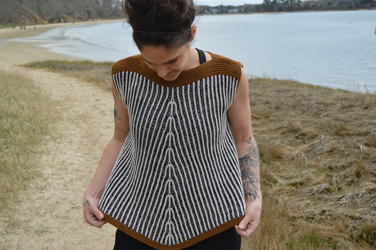 FLOW STATE- Brioche knit sleeveless top by Annie Lupton/Boho Chic Fiber co. - 37-63" chest -uses 360-660 yds each of two colors, and 120-215 yds of contrast for shoulder & hem. fingering weight