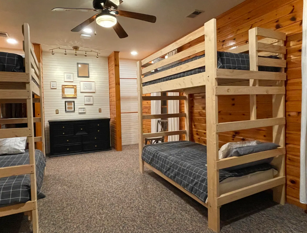 Bunk room - 6 people occupancy for a fun craft camp experience!