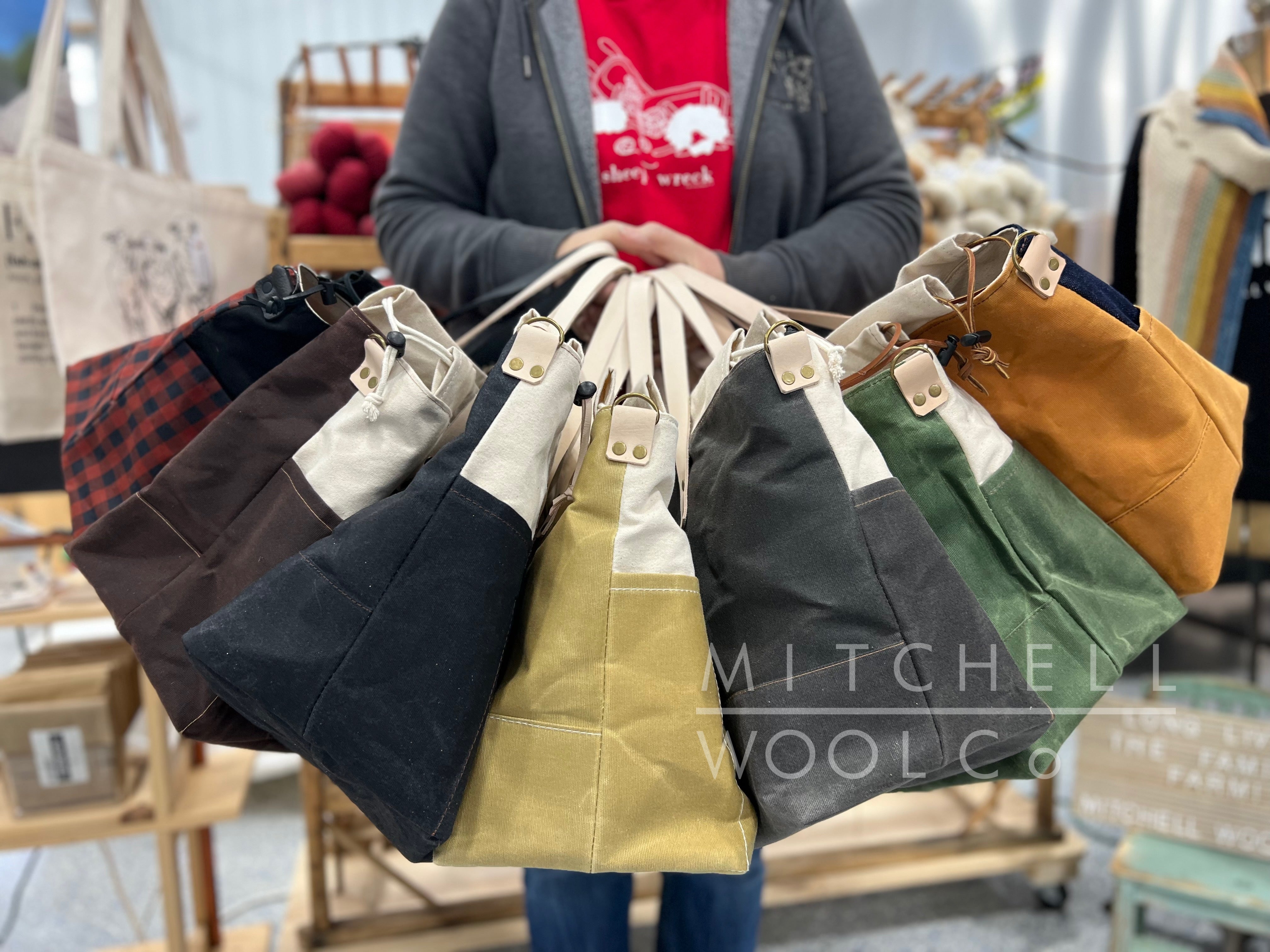 buffalo, chester brown, black/nat, Jacks coat, fence grey, tractor green, denim/squash